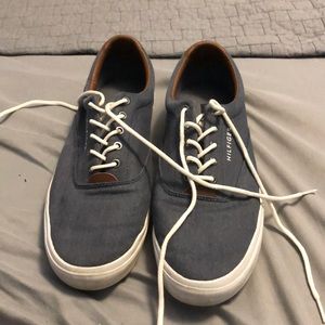 Size 10.5 men’s Tommy Hilfiger shoes
